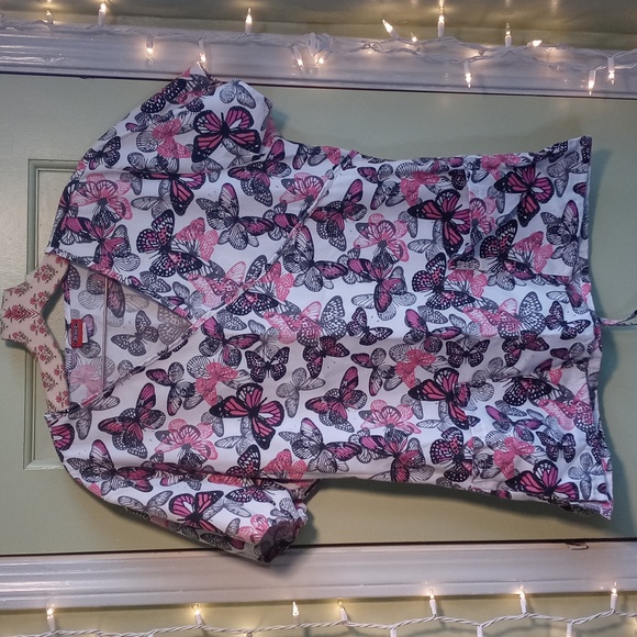 Women's Denice butterfly pink wht grey blk pattern Large scrub top - Picture 2 of 10